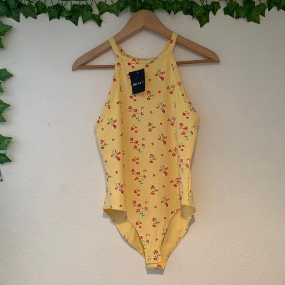 New Woman floral Bodysuit size Medium